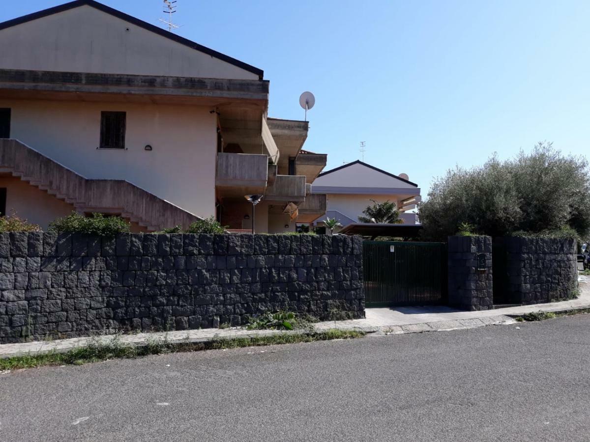 Clementine'S House Villa Acireale Dış mekan fotoğraf